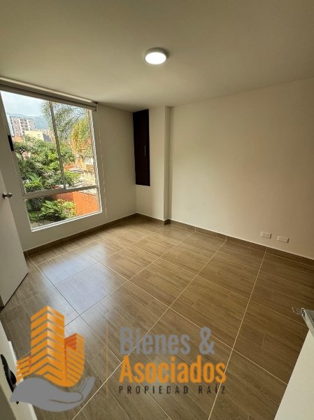 Apartamento en Arriendo en Loma De Las Brujas