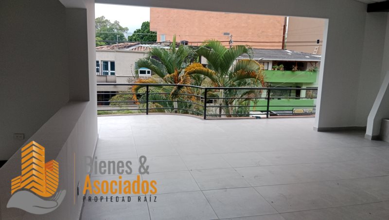 Casa-local en Arriendo en 1Er Parque De Laureles