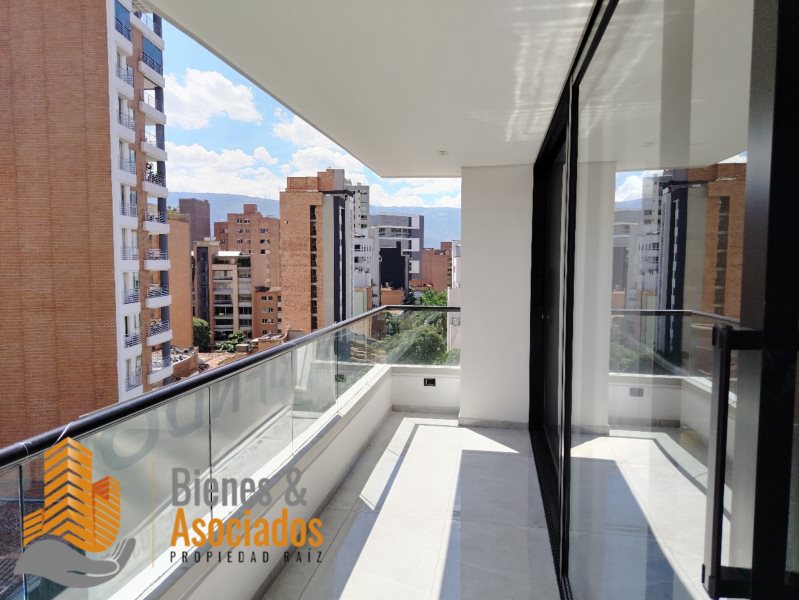 Apartamento en Arriendo en Laureles