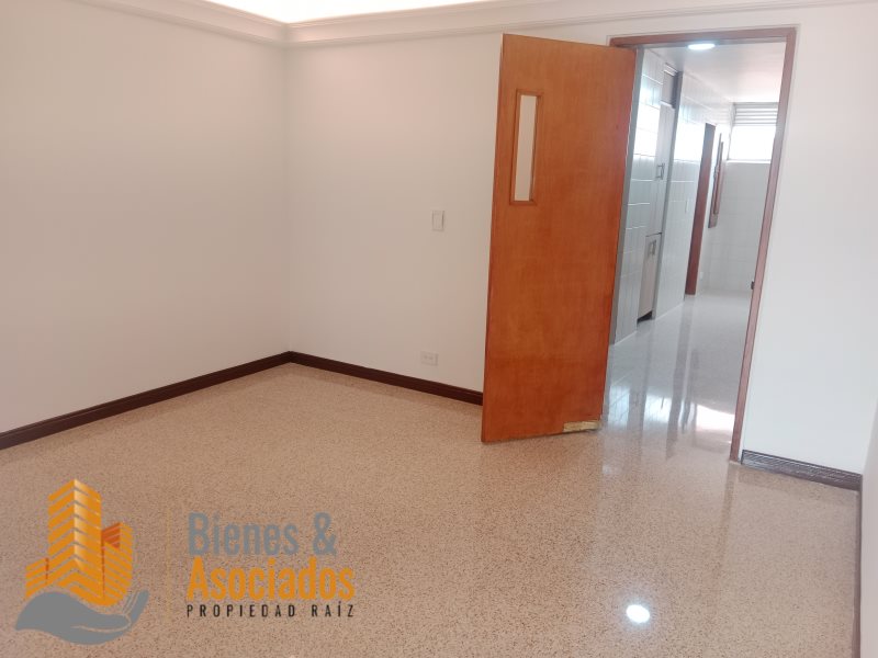 Apartamento en Arriendo en Conquistadores