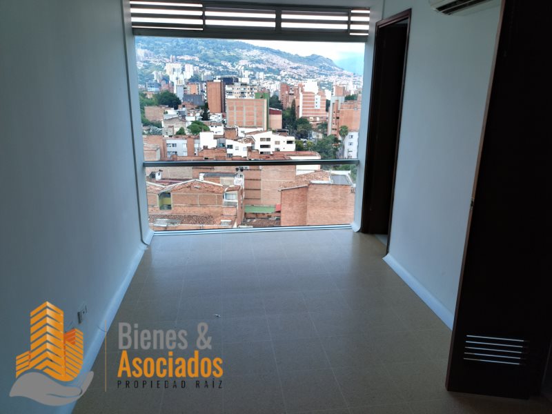 Oficina en Arriendo en 2Do Parque De Laureles